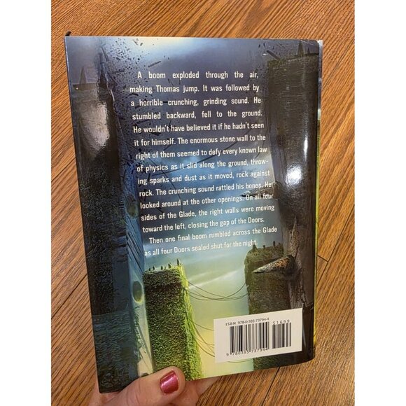 Maze Runner Book One of the Maze Runner Series Hardcover by James Dashner 2009 - Picture 4 of 11